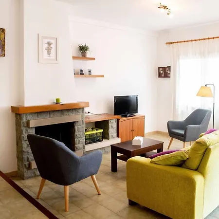 Cases Blanques 48 Casa Con Jardin Privado Дом отдыха