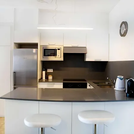 Cases Blanques 48 Casa Con Jardin Privado Дом отдыха *
