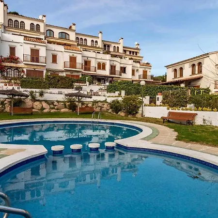 Cases Blanques 48 Casa Con Jardin Privado Дом отдыха *