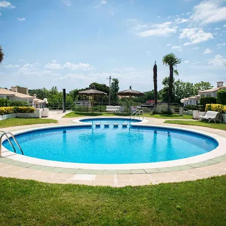 Cases Blanques 48 Casa Con Jardin Privado Дом отдыха *