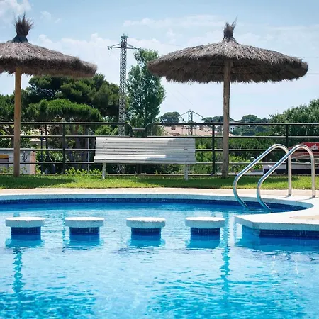 Cases Blanques 48 Casa Con Jardin Privado Girona