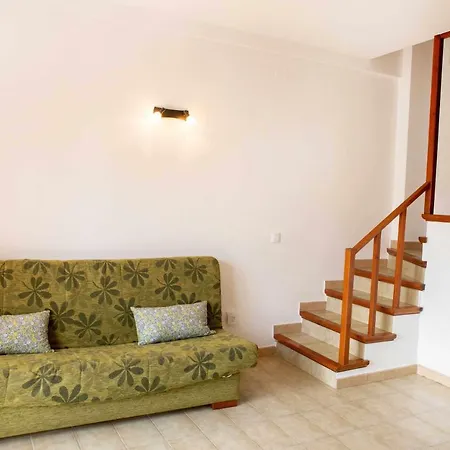 Cases Blanques 48 Casa Con Jardin Privado